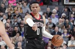 开云体育在线-火箭队内线实力凸显，轻松晋级下一轮