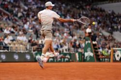 开云体育入口-日本网球队绝杀欧洲网球队，阿尔卡拉斯完成帽子戏法的简单介绍