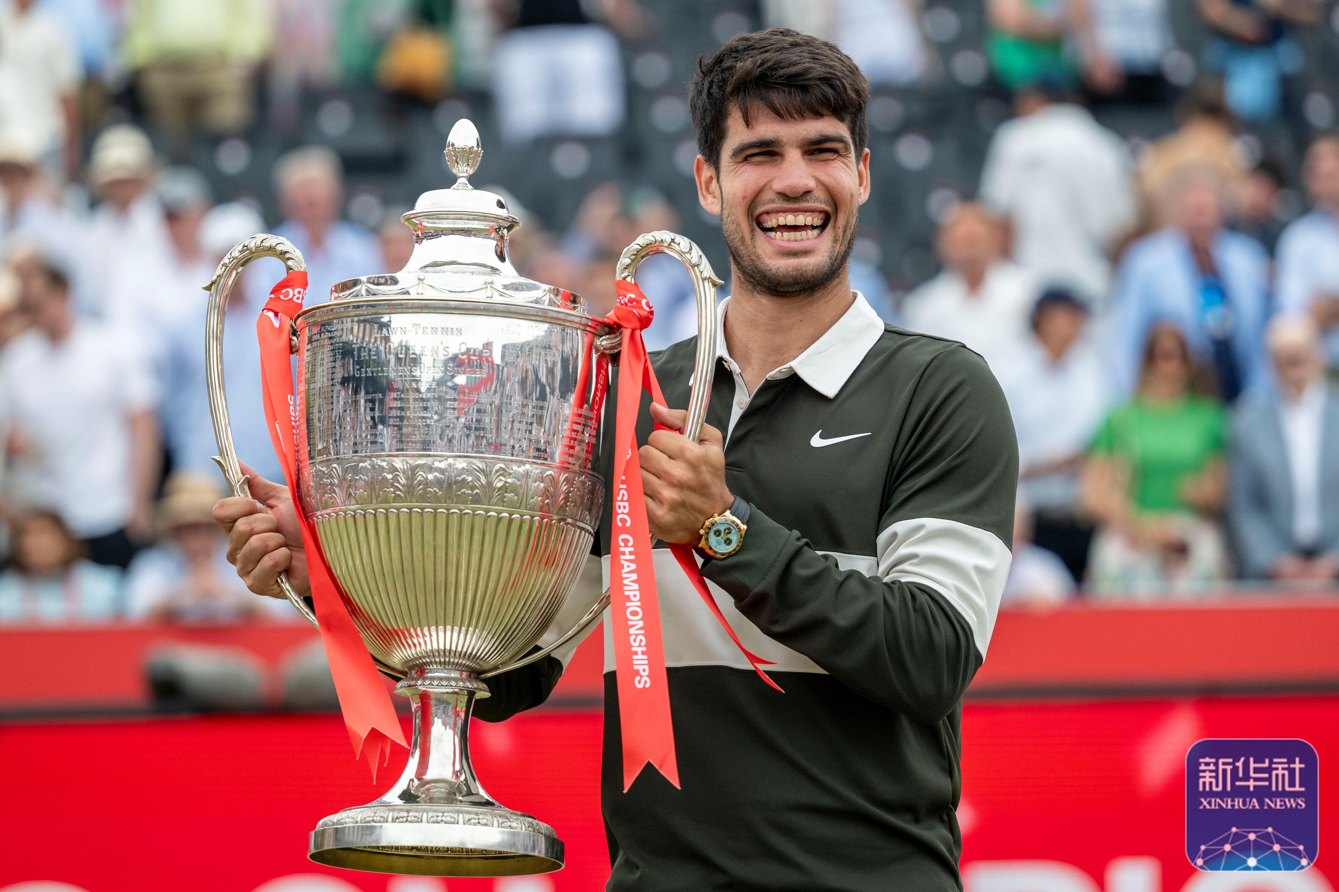 欧洲网球队力克意大利网球队，阿尔卡拉斯惊艳世界