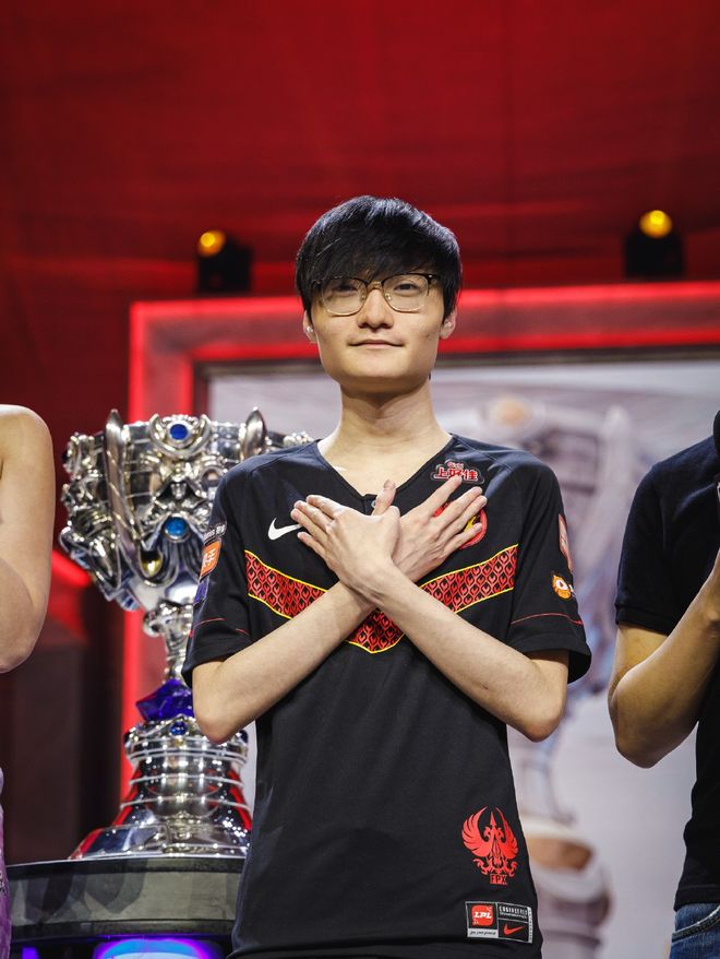 包含SKGaming翻盘G2,Doinb统治全场的词条 包含SKGaming翻盘G2,Doinb统治全场的词条