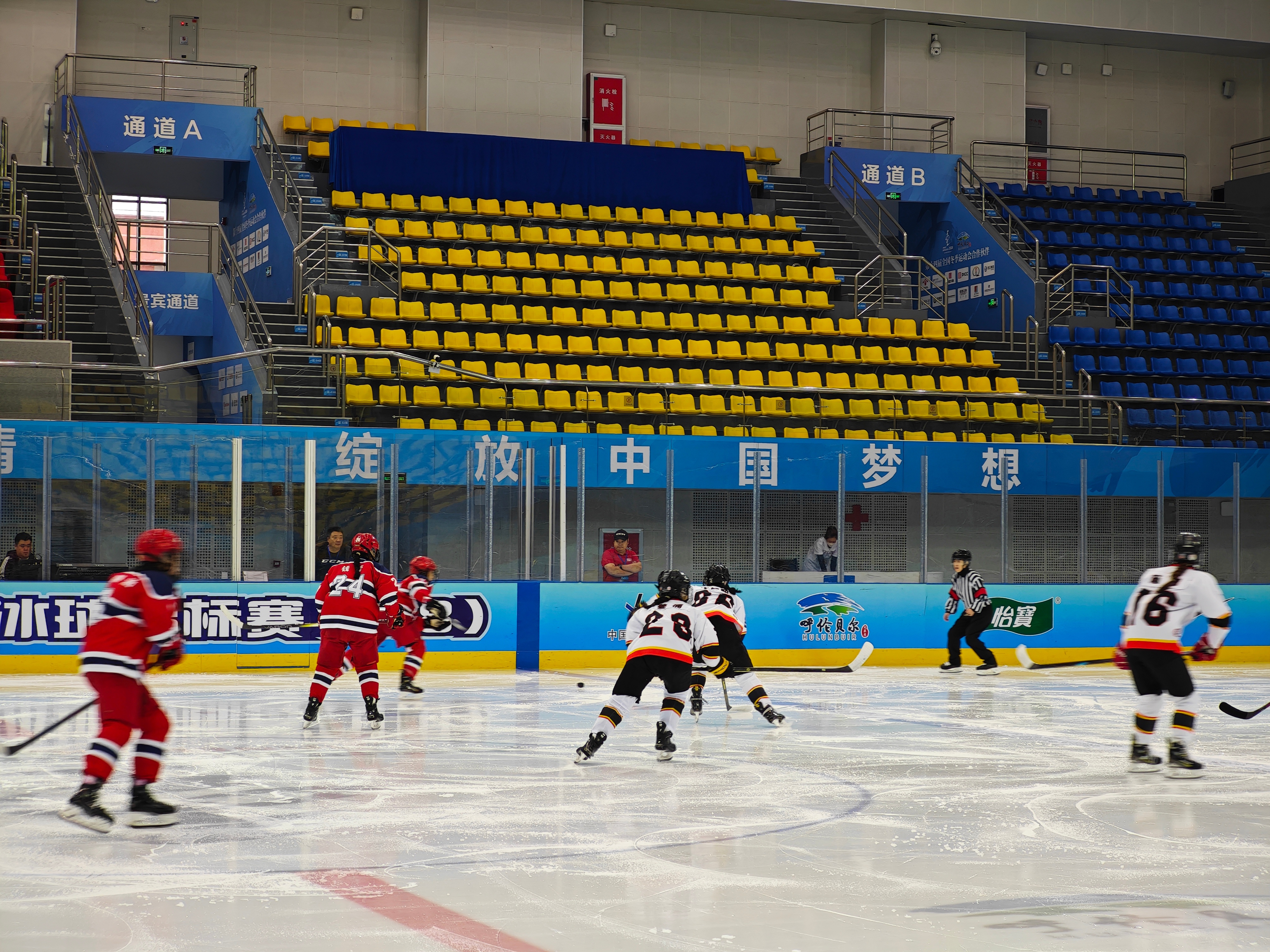 包含冰球总决赛即将打响,冠军归属成谜的词条 包含冰球总决赛即将打响,冠军归属成谜的词条