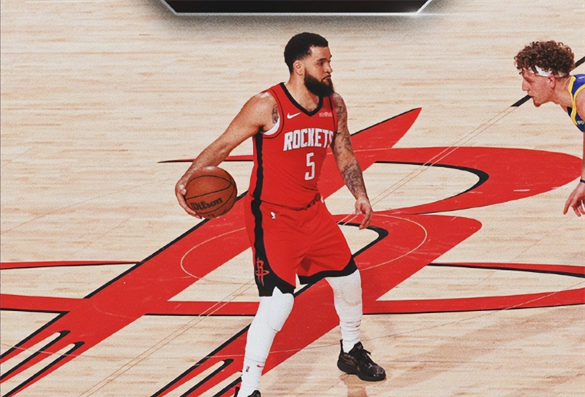 湖人翻盘广州队，范弗利特刷新纪录