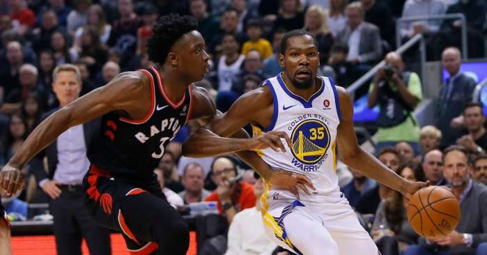 江苏队横扫四川队,德罗赞带队取胜 江苏队横扫四川队,德罗赞带队取胜