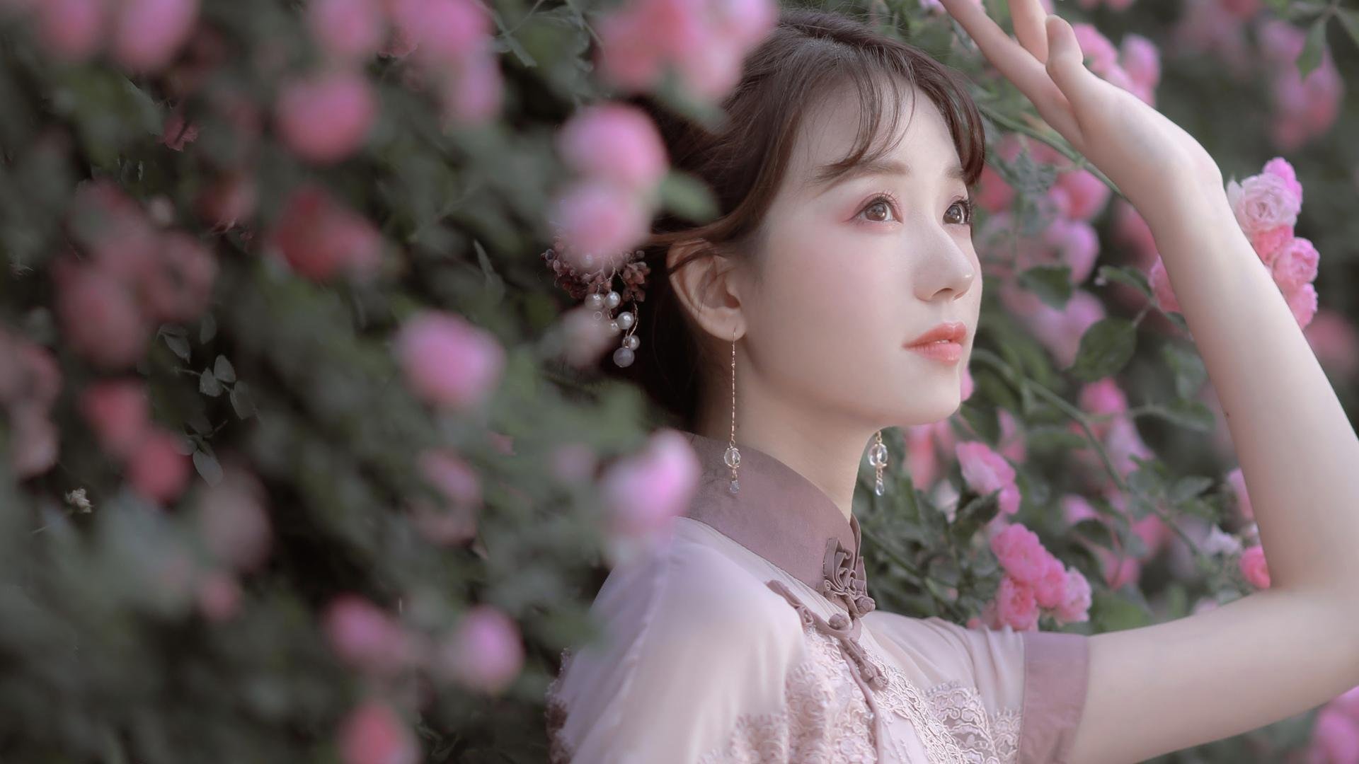 黑马嘶鸣,哈斯以绝杀之姿掀翻红魔王朝,佩雷兹点燃赛车灵魂