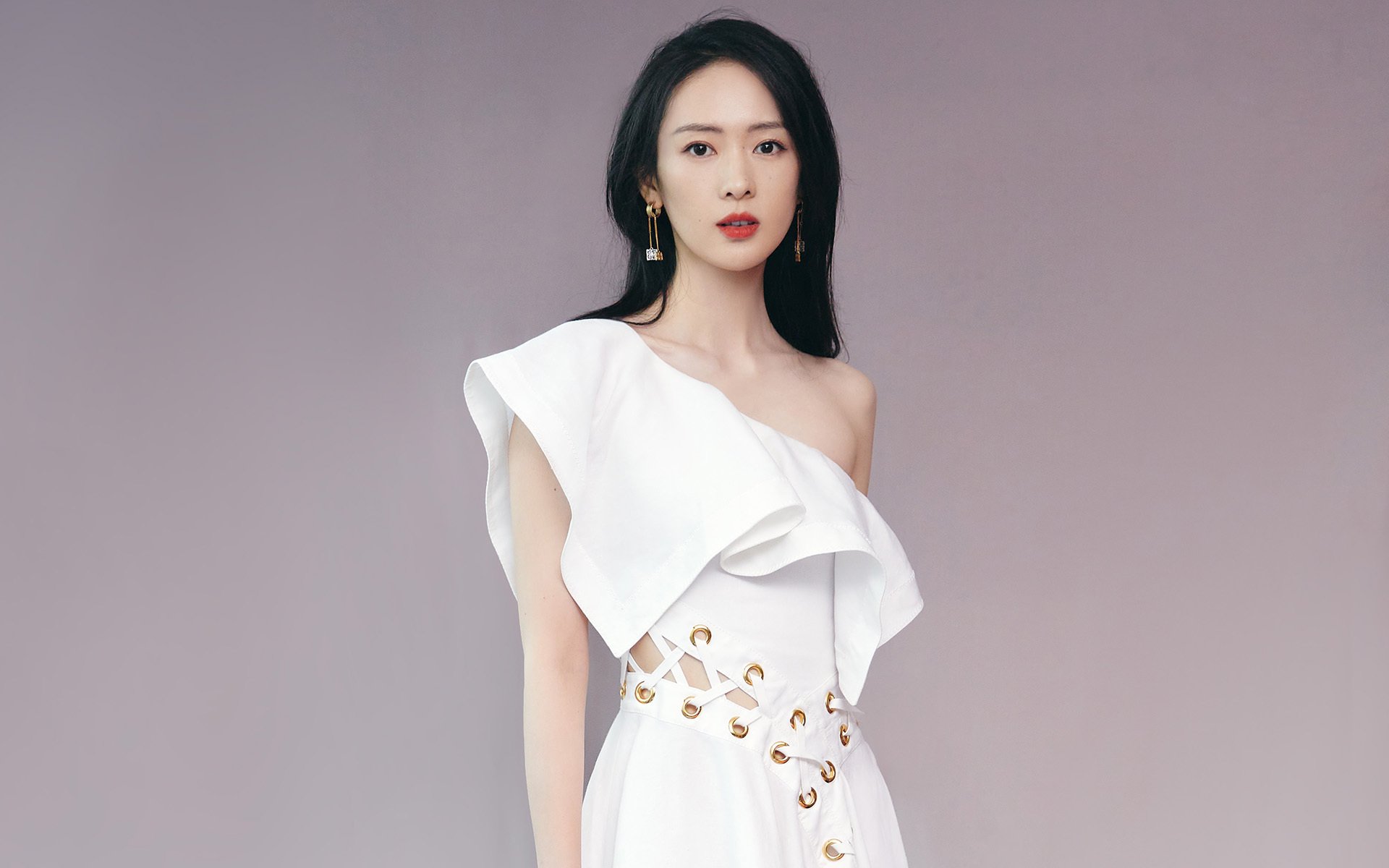 流星刺破沙漠夜，梅西压力之下铸就的永恒传奇