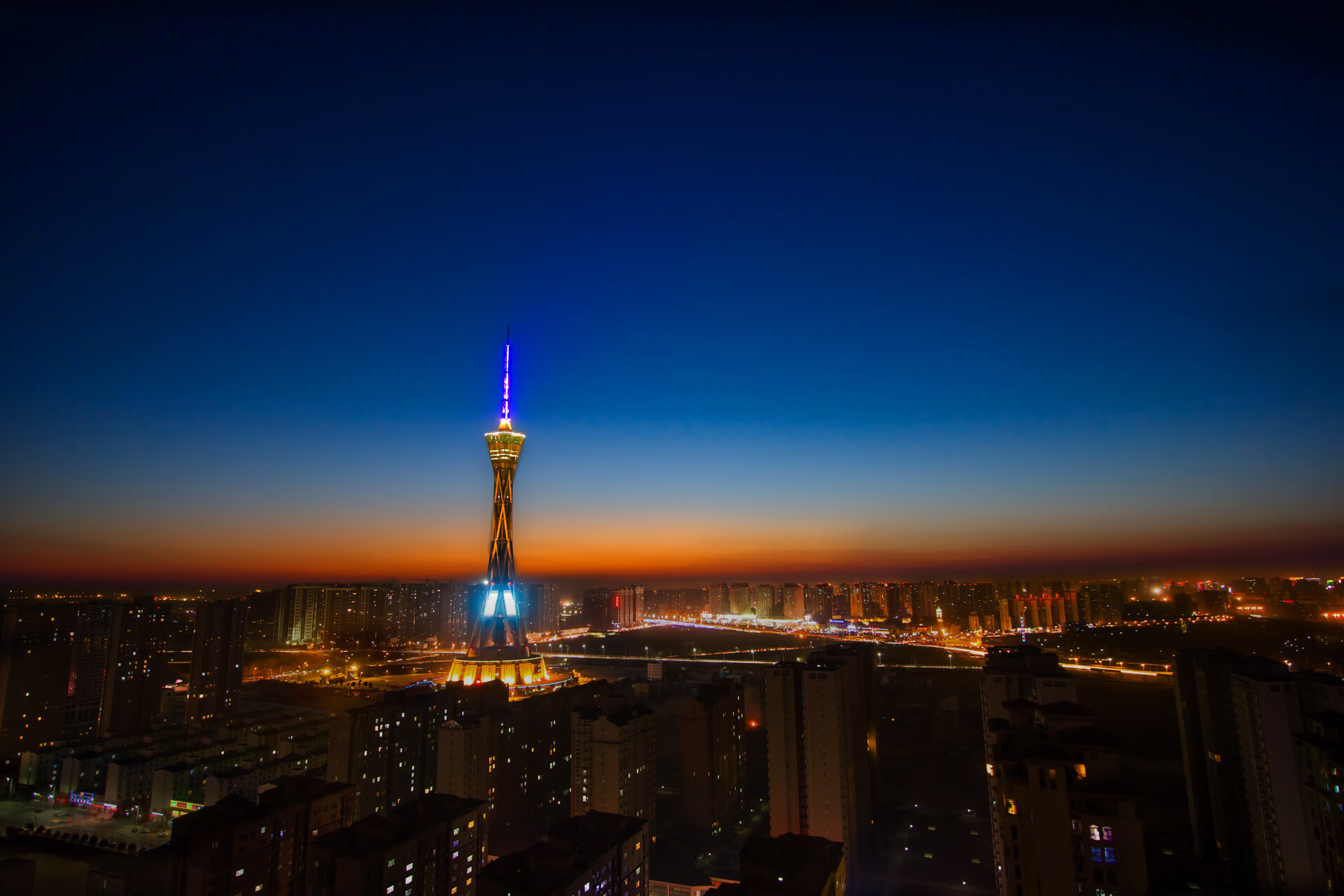 当约基奇在世界杯决赛踢出那道违反物理学的弧线，2026年足球之夜的终极悬念杀手