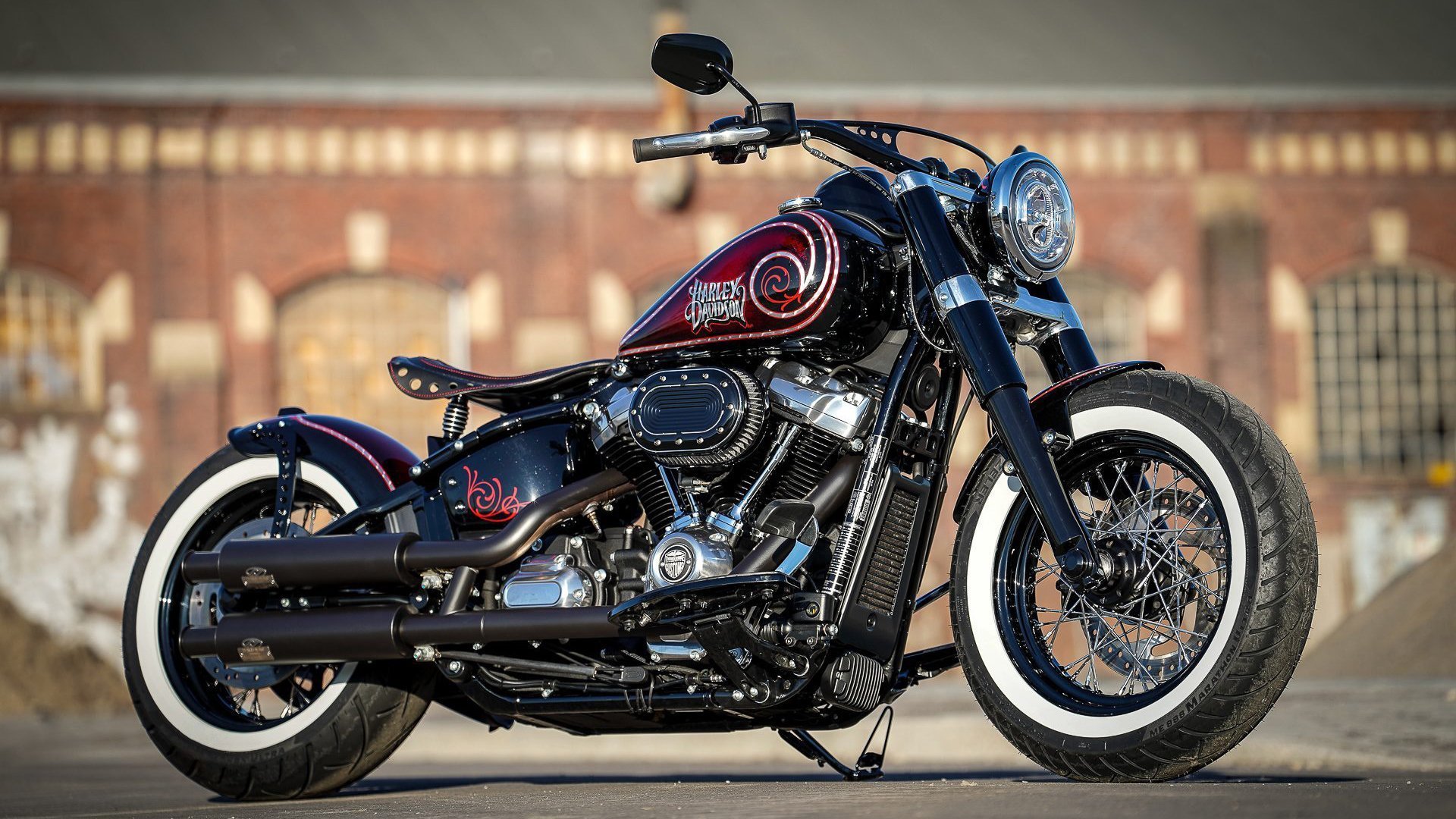 引擎轰鸣与地板回响,当字母哥的完美弧线划破赛道之夜