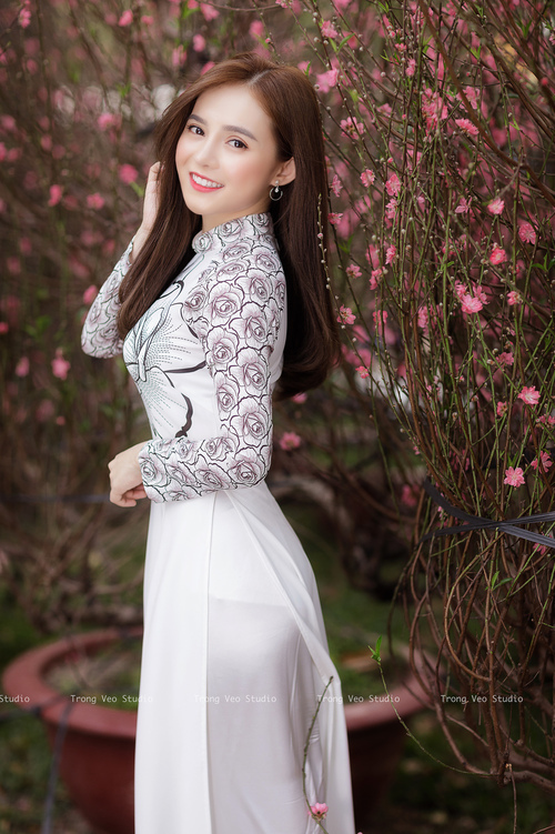 F1年度争冠之夜，当数据魔法师霍勒迪扛起全队